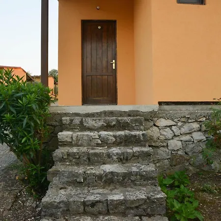Village Of Peace - House 25 아파트 Shkodër