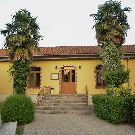 Apartment Village Of Peace - House 25